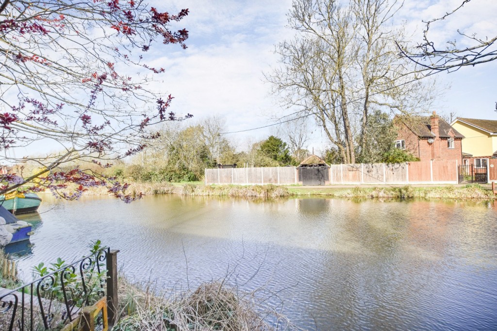 Images for Benbridge Close, Heybridge EAID:ISSL BID:401