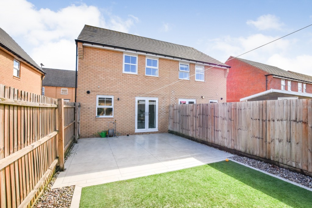 Images for Hare Grove, Southminster EAID:ISSL BID:401