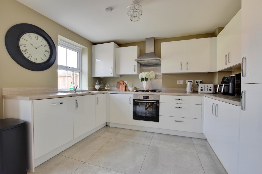 Images for Hare Grove, Southminster EAID:ISSL BID:401