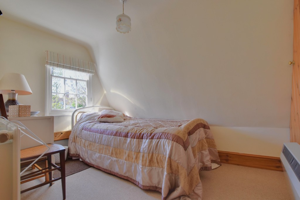 Images for Maldon, CM9 EAID:ISSL BID:401