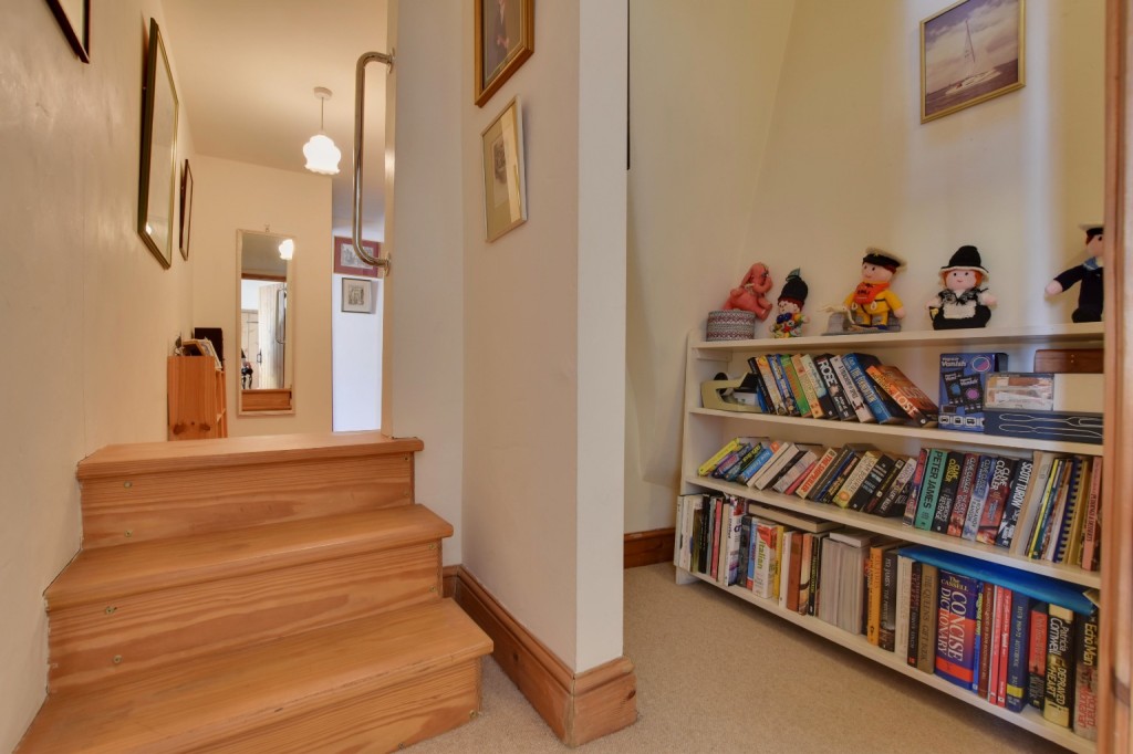 Images for Maldon, CM9 EAID:ISSL BID:401