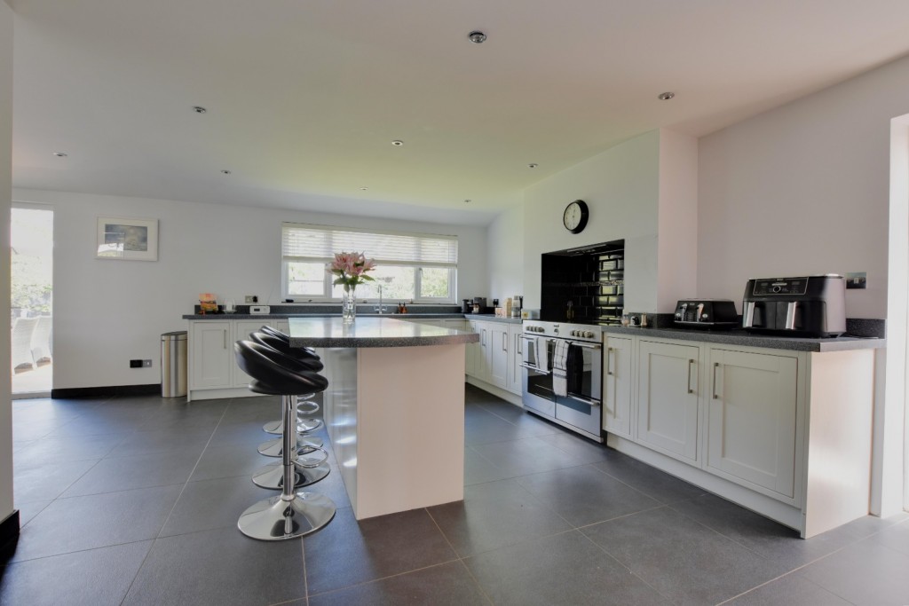 Images for Ferris Avenue, Cold Norton EAID:ISSL BID:401