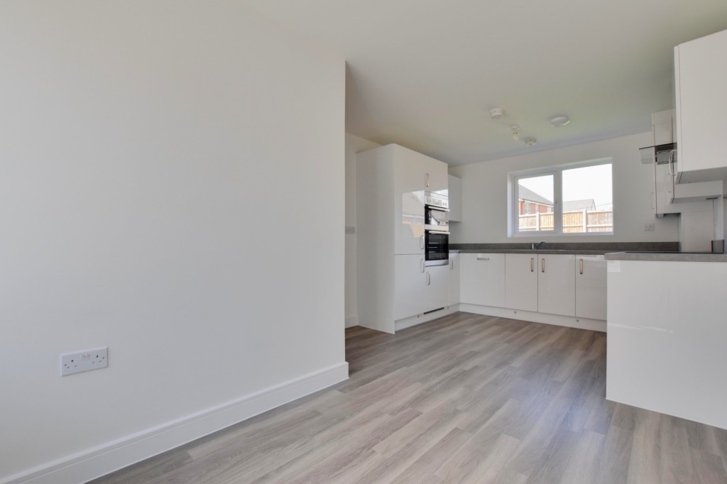 Images for Lysander Grove, Maldon, EAID:ISSL BID:401