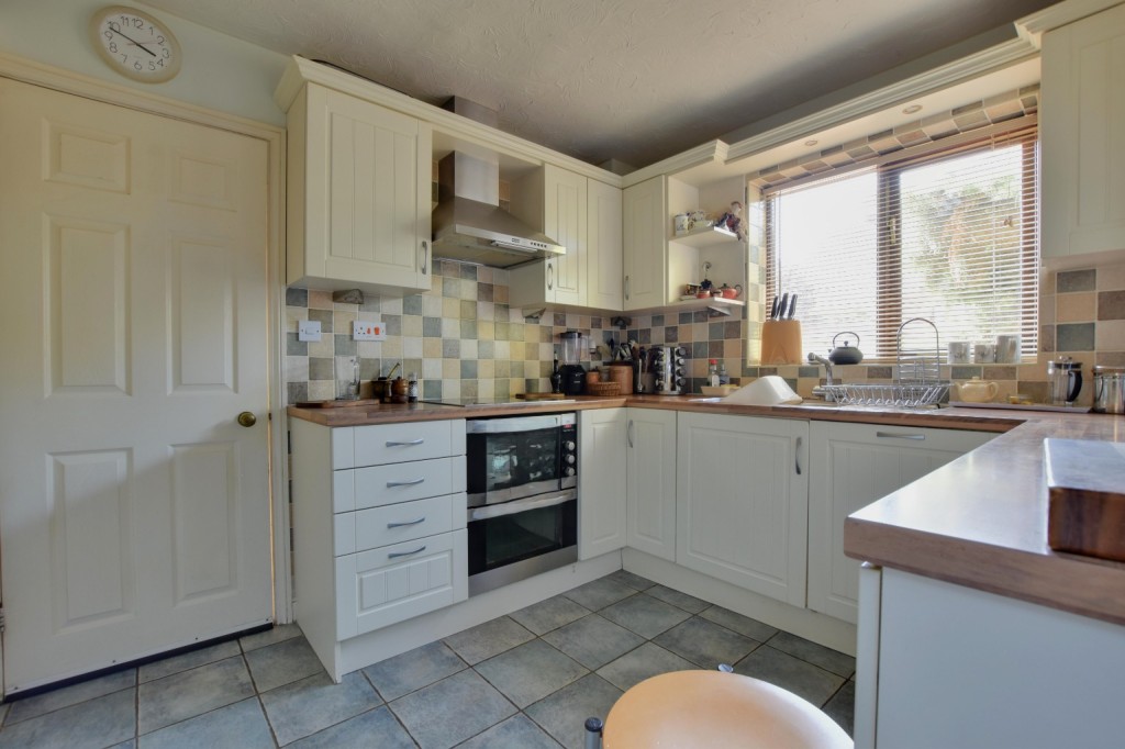 Images for Heriot Way, Great Totham EAID:ISSL BID:401