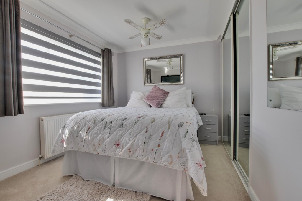 Images for Rowan Drive, Heybridge EAID:ISSL BID:401