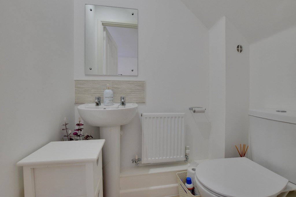 Images for Spickets Drive, Heybridge EAID:ISSL BID:401